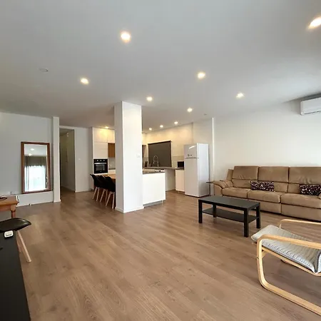 Apartment Elegant Near Landmark - Efterpis By Platform 357 Strovolos