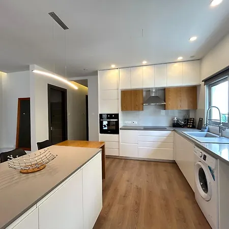 Elegant Near Landmark - Efterpis By Platform 357 * Strovolos